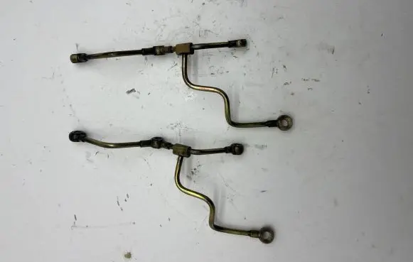 Renault Vel Satis Fuel injector supply line/pipe 