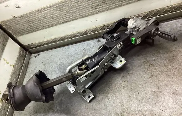 Volvo XC90 Steering wheel axle P30680081 73760