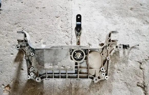 Audi Q3 8U Front subframe 3C0199369H 3C0199369