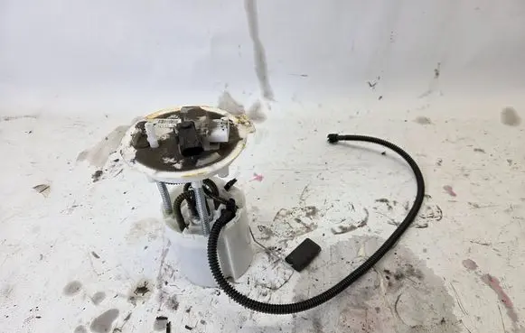 Saab 9-5 In-tank fuel pump 15776402
