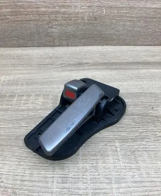 KIA Carens I Front door interior handle 82623UN000