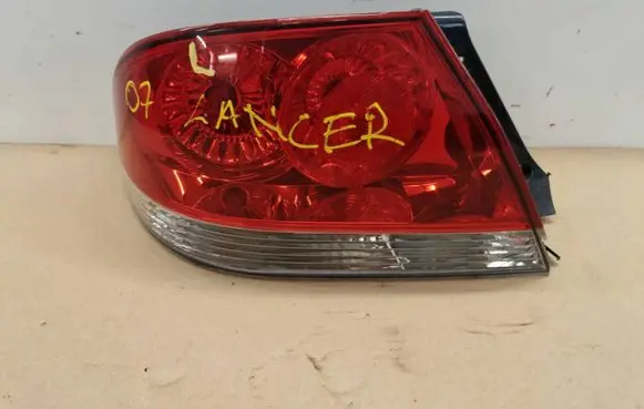 Mitsubishi Lancer Rear/tail lights P3101L