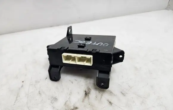 Subaru Outback Fan control module 72343AJ291
