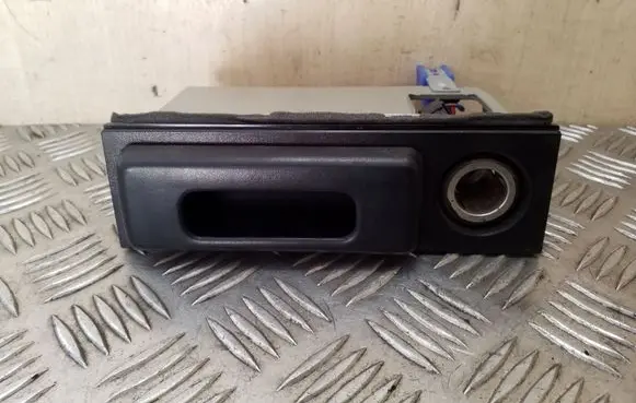 Nissan X-Trail T30 Ashtray (front) 