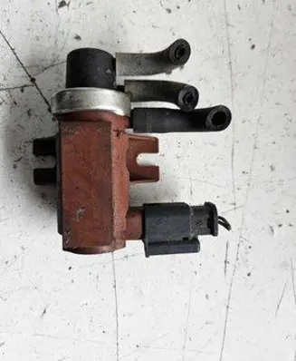 Ford S-MAX Turbo solenoid valve 165601 09T047 96525Z0180
