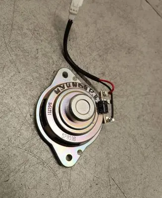 Hyundai i40 Front door high frequency speaker 1121SS