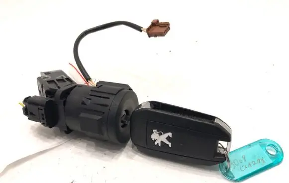 Peugeot 3008 II Ignition lock 9673257480