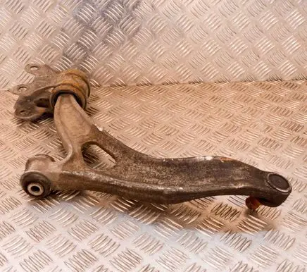 Ford Focus Front lower control arm/wishbone