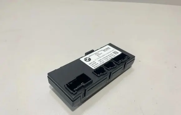 BMW X7 G07 Tailgate/trunk control unit/module 5A74B10 5B529E4