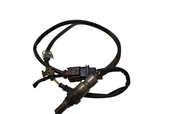 Volkswagen PASSAT B8 Lambda probe sensor 04L906262