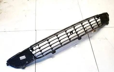 Opel Zafira A Front bumper lower grill 90580631