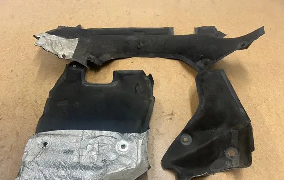 BMW 3 E46 Heat shield in engine bay 51487007997 7007997