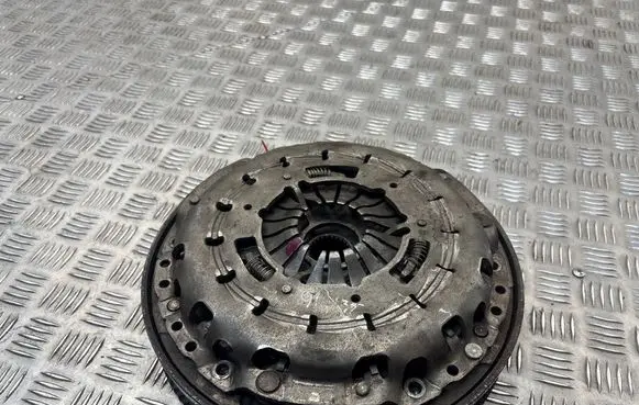 BMW 3 E90 E91 Clutch set kit 324063810