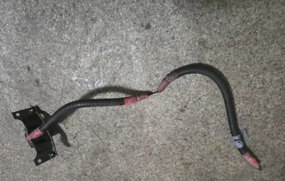 BMW 5 E39 Positive cable (battery) 7785648 736055