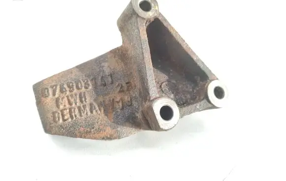 Generator/alternator bracket