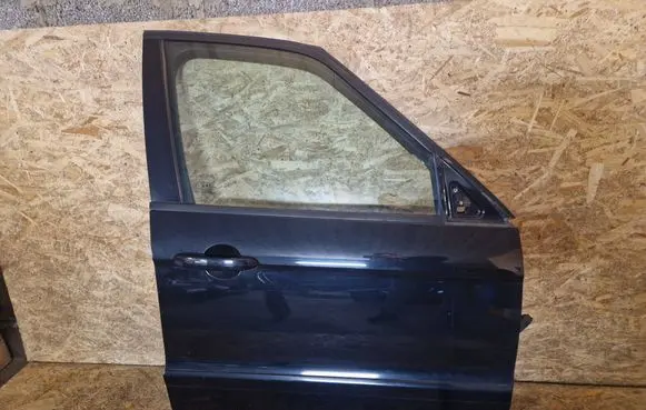 Ford S-MAX Front door