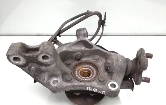 Toyota Prius (XW20) Front wheel hub spindle knuckle