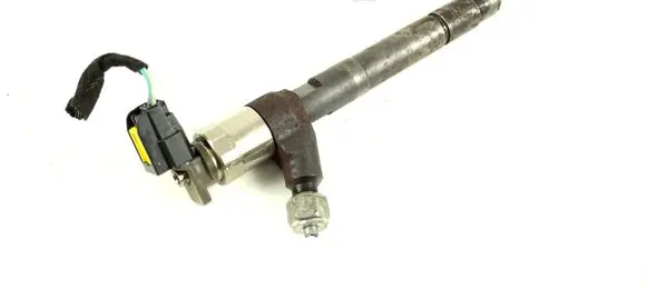 Opel Astra K Fuel injector 55578075