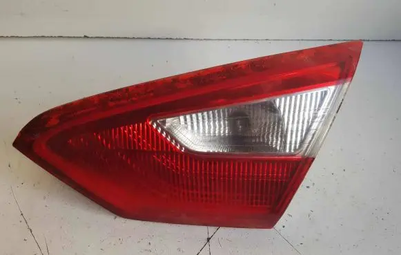 Ford Focus Tailgate rear/tail lights 13A602