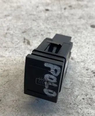 Volkswagen Polo Windscreen/window heater switch 6q0959621