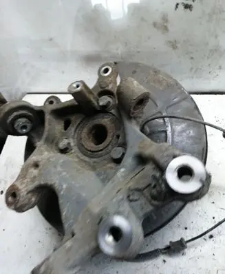 Opel Insignia A Rear wheel hub spindle/knuckle 