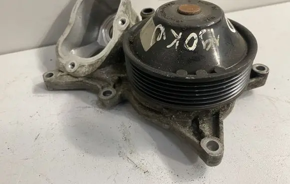 BMW 7 F01 F02 F03 F04 Water pump 8516205