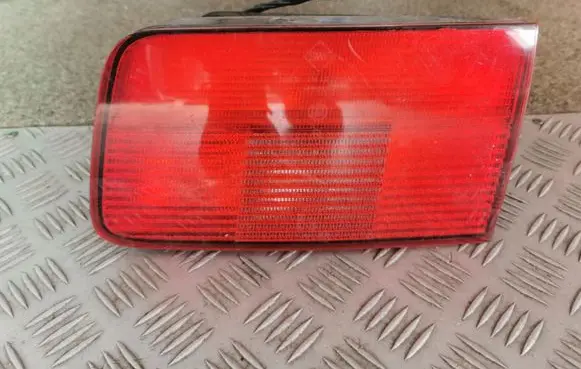 BMW 5 E39 Tailgate rear/tail lights 8371326