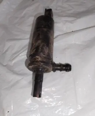 BMW 5 E60 E61 Headlight washer pump 6973097