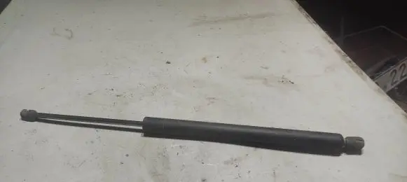 Ford Galaxy Tailgate/trunk strut/damper 