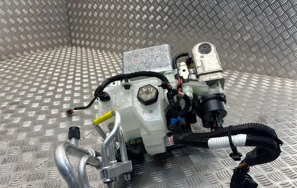 Tesla Model Y Air conditioning (A/C) compressor (pump) 164807100A