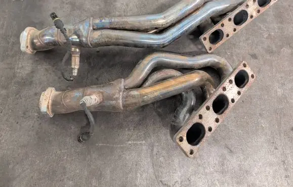 BMW 3 E46 Exhaust manifold SCM525MANI