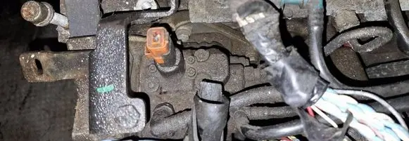 Peugeot 406 Fuel injection high pressure pump 0445010046