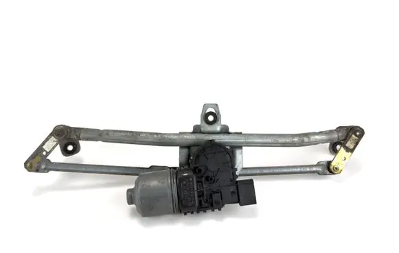Audi A3 S3 8L Front wiper linkage and motor 1J1955113C 0390241531 1J0955623A