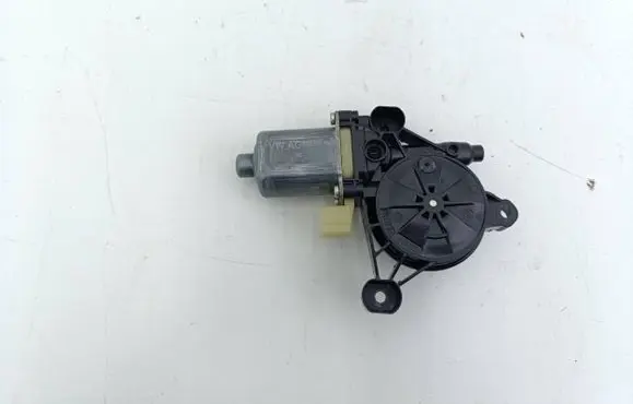 Audi A5 Front door window regulator motor 8W0959801 0130822705