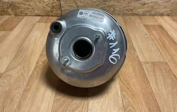 BMW 5 E60 E61 Brake booster 296786556019 LAC115THE
