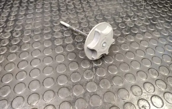 Nissan Murano Z51 Spare wheel bolt 