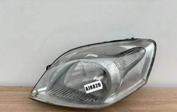 Fiat Qubo Headlight/headlamp 135319