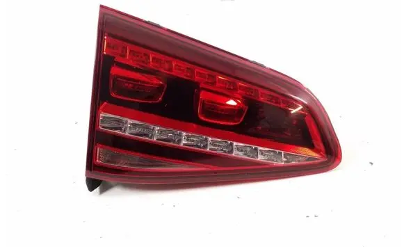 Volkswagen e-Golf Tailgate rear/tail lights 5G0945307F