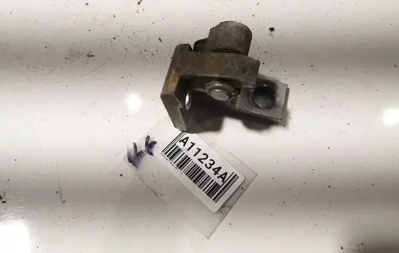 Volkswagen Cross Polo Front door upper hinge 