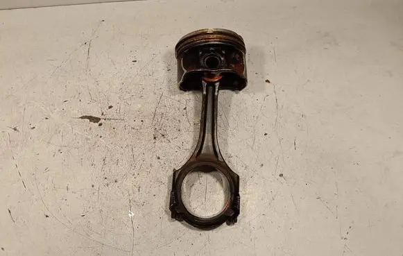 Mercedes-Benz SLK R172 Piston with connecting rod 