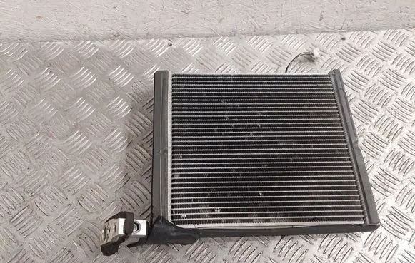 Toyota Avensis T270 Air conditioning (A/C) radiator (interior) 8850102201