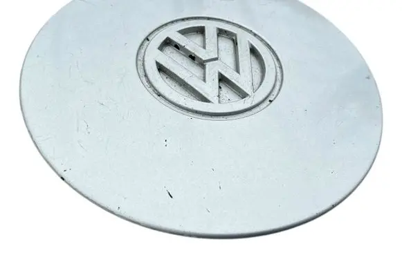 Volkswagen Golf III Original wheel cap 1H0601149H PA66M16