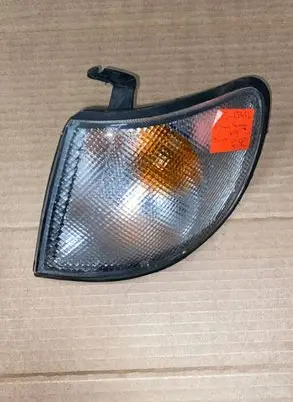 Nissan Sunny Headlight/headlamp B613563C00