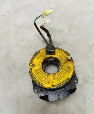 Nissan Almera Starter motor 251715