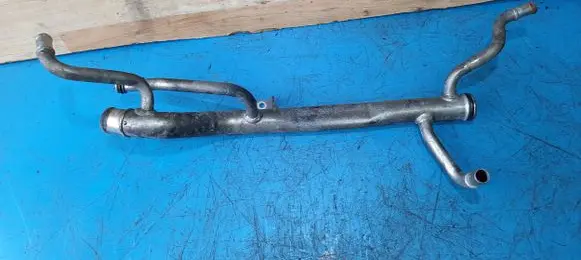 Volvo V60 Engine coolant pipe/hose