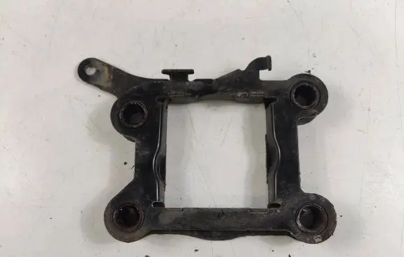 Citroen DS5 Front bumper mounting bracket 9800645680
