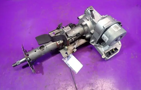 Hyundai i30 Power steering pump 563002L700