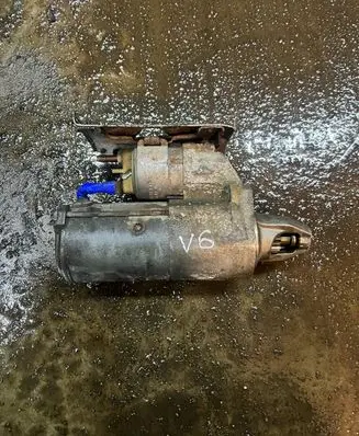 Mercedes-Benz E W211 Starter motor A0051517701 D7G14