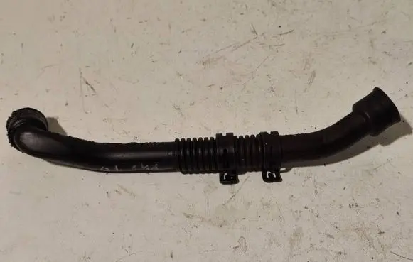 Audi A2 Air intake hose/pipe 8Z2103221