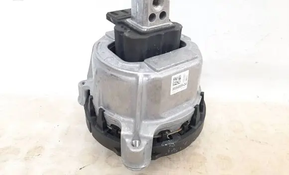 BMW 5 G60 G61 Engine mount vacuum valve 9894889 22119894889